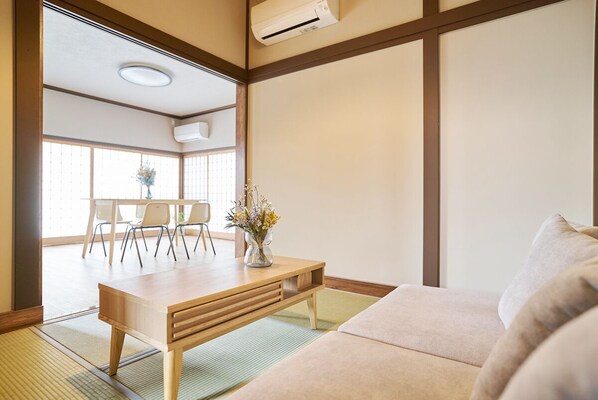 Living area - The One Fujiyoshida (Fujiyoshida)