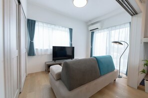 Living area - Villa Blue Terasu Miyakojima (Miyakojima)