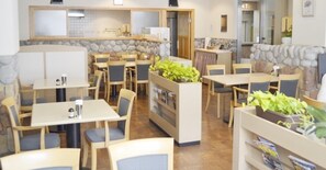 Dining - Hotel Downtown (Goto)