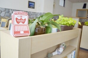 Interior - Hotel Downtown (Goto)