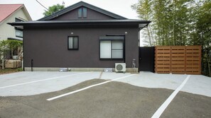 Property grounds - Maigre Kenken (Ito)