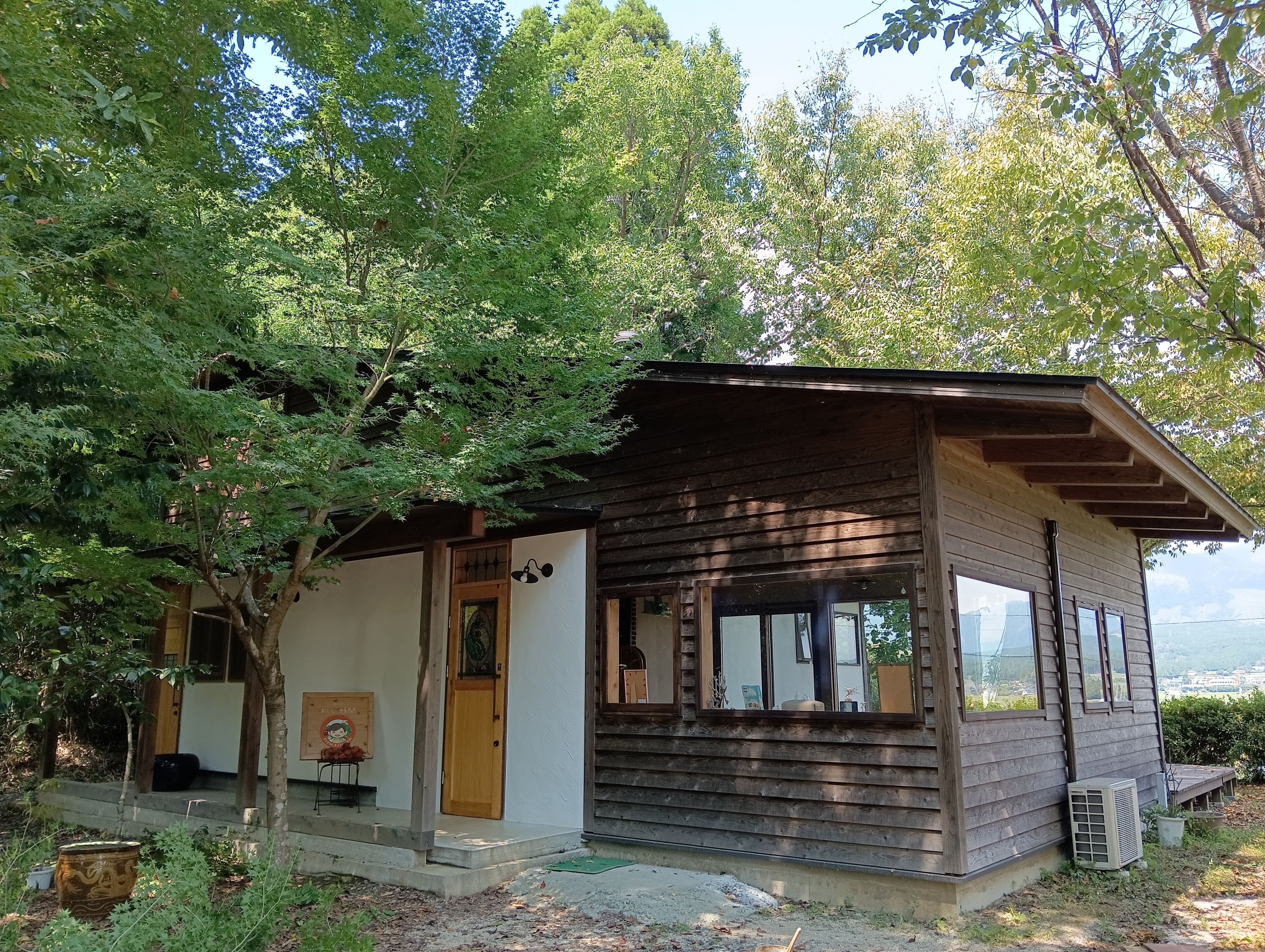 المنشأة من الخارج