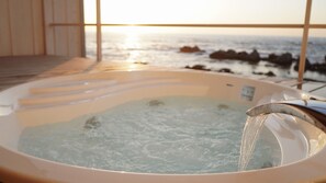 Outdoor spa tub - Urban Resort Echizen 1, 2 (Fukui)