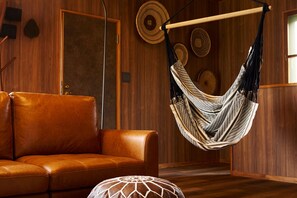 Interior - Maigre Chillax (Higashiizu)