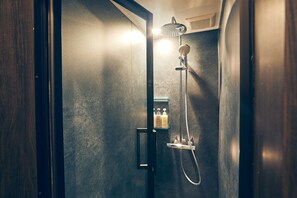 Bathroom - LUX Hakone Yumoto (Hakone)