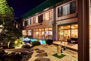 Outdoor dining - Hotel Anda-no-ouchi Izu Highland (Ito)