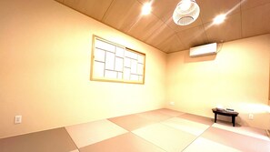 Interior - Shiraho Beachside (Ishigaki)