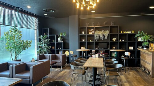 Bridal & Hotel Raffine