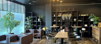 Bridal & Hotel Raffine