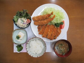 Food and drink - Business Hotel Mikumo (Konan)