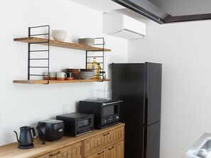 Private kitchen - Pet Resort Villa Mou (Awara)