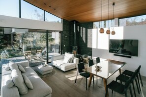 Living area - Sukh (Karuizawa)