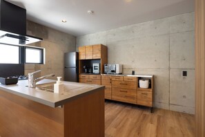 Private kitchen - Bord de la Mer (Miyakojima)