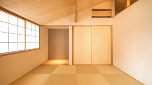 Interior - Kiminoya (Awaji)