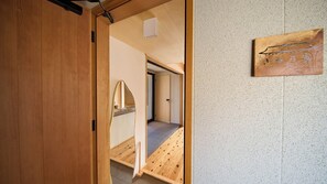 Interior - Kiminoya (Awaji)