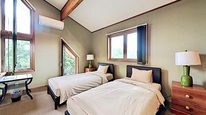 Room - Seattle House (Kimitsu)