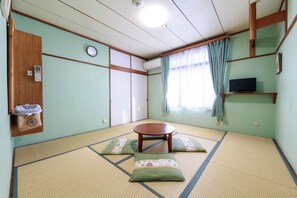 Interior - Kids Pension Maple (Hokuto)