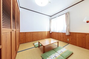 Interior - Kids Pension Maple (Hokuto)
