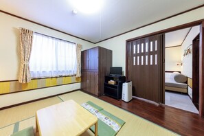 Interior - Kids Pension Maple (Hokuto)