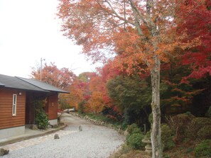 Property grounds - Miki Satoyama Glamping (Miki)