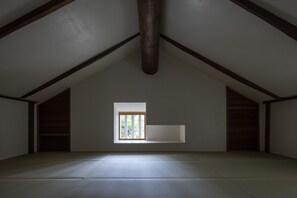 Interior - Toutou Achi no Sho Kura no Yado (Kurashiki)