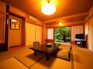 Dining - Chikushin (Beppu)