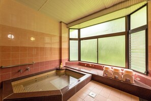 Spa - Yamanoie Schiheil (Daisen)