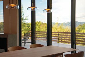 Interior - Soothe Forest (Awaji)