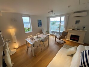 Living area - Villa La Mer Zushi Hayama (Zushi)