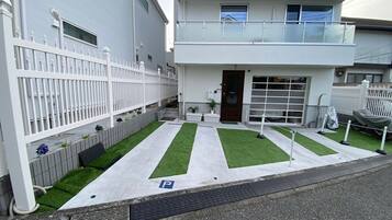 Khuôn viên nơi lưu trú