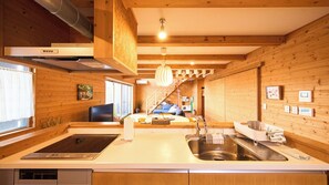 Private kitchen - Awaji Beach House (Awaji)