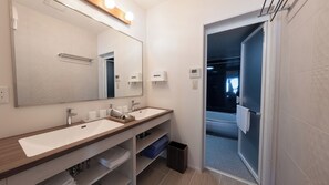 Bathroom - Leo Yu Resort Miyakojima (Miyakojima)