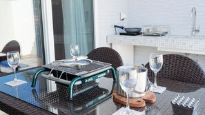 Outdoor dining - Leo Yu Resort Miyakojima (Miyakojima)