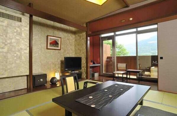 Interior - Oukyuan (Hakone)