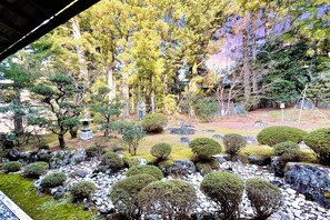 Property grounds - Koyasan Yadobou Muryokoin (Koya)