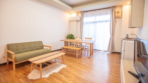 Living area - Tomie Yado (Goto)