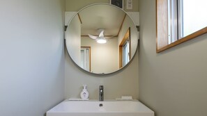 Bathroom - SEA Eirene Hillstop Onna-son (Onna)