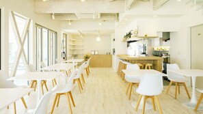 Dining - Hummer Village (Kamiamakusa)