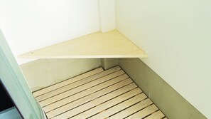 Interior - Hummer Village (Kamiamakusa)