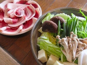 Alimentos y bebidas