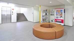 Lobby - Hotel Oacity Kyowa (Miyakojima)