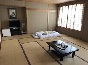 Room - Hotel Kikuyu (Tono)