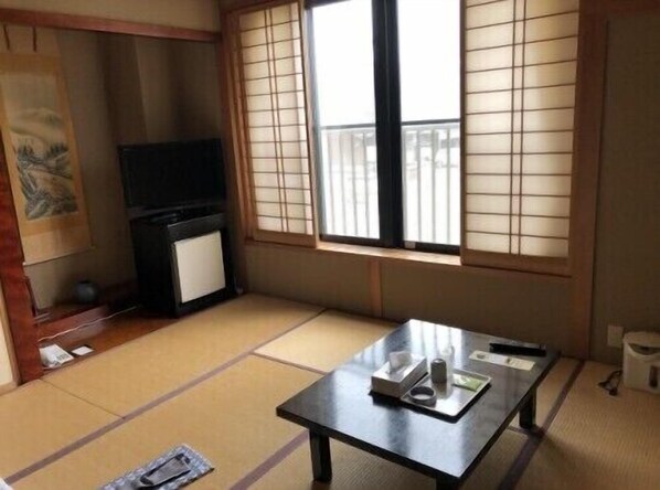 Living area - Hotel Kikuyu (Tono)