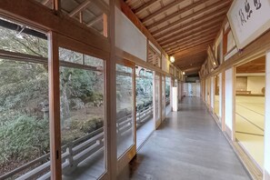 住宿地面