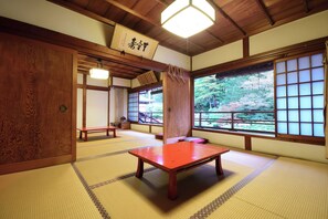 Interior - Koyasan Daimyo'o-in Temple Lodging (Koya)
