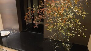 Interior - Akiba Nanguan (Susami)