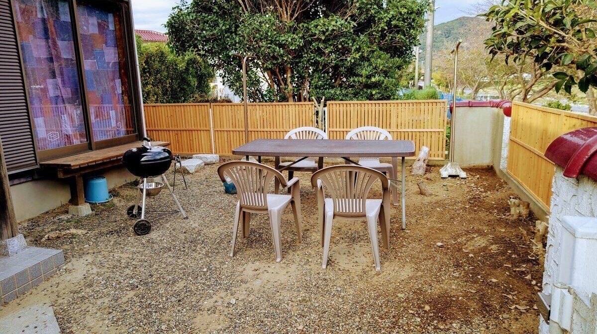 屋外ダイニングエリア