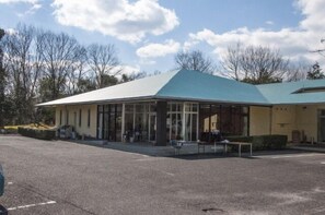Exterior - Shitorinosato Kume Lodge (Tsuyama)