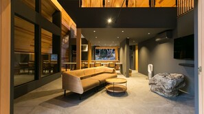 Living area - Retreat Villa Iki (Shima)