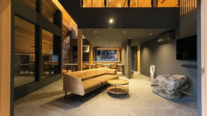 Living area - Retreat Villa Iki (Shima)